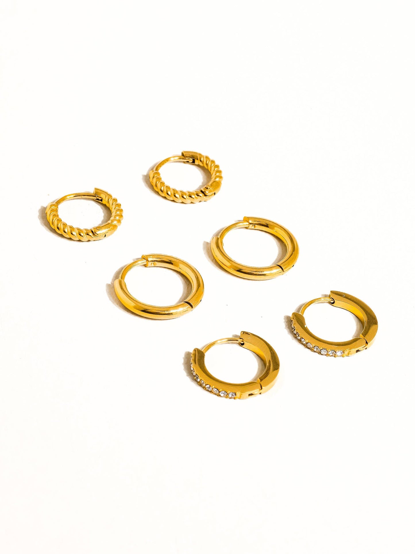 XOXO Gold Non-Tarnish Hoops Earring Set