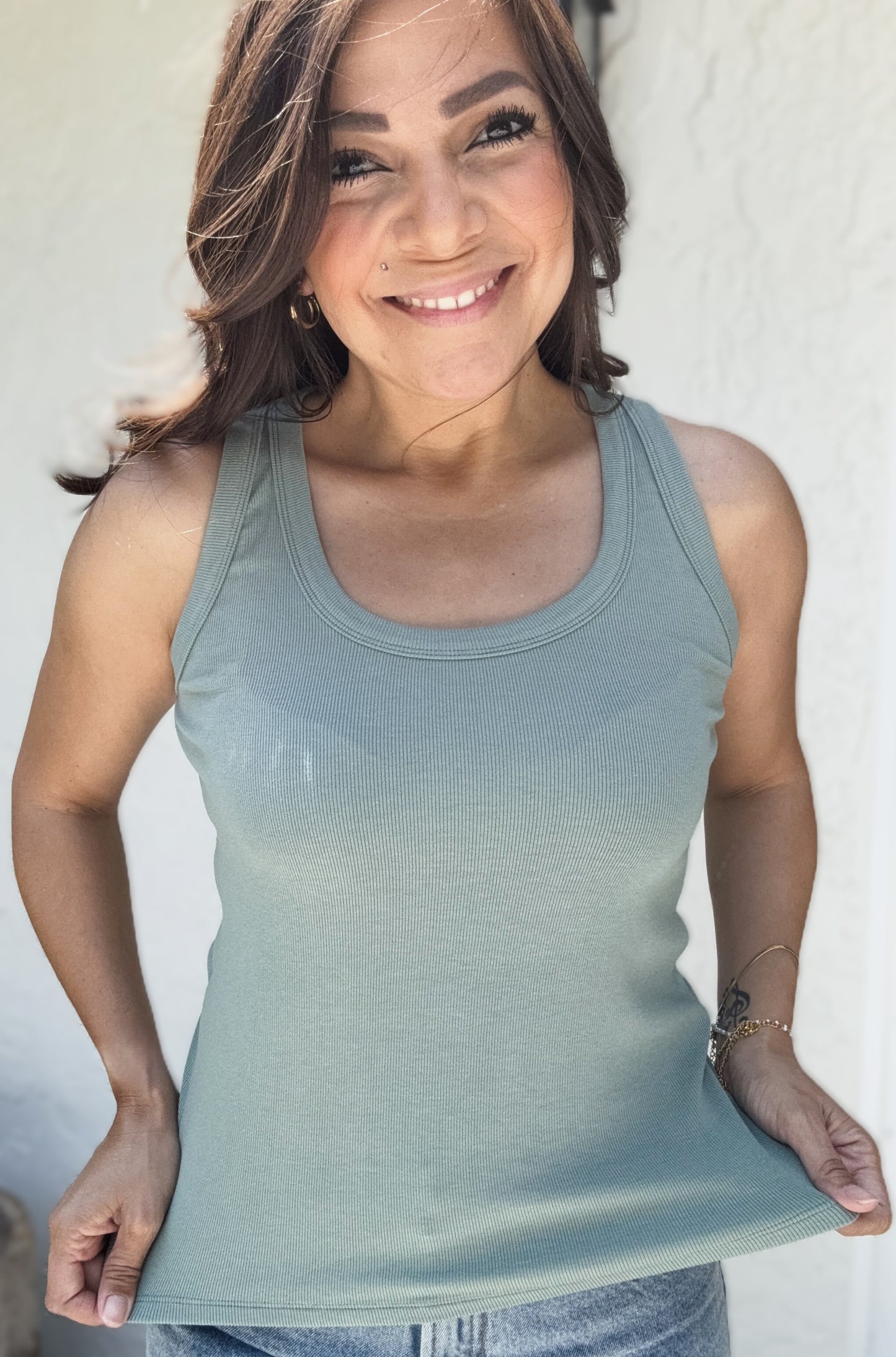 Annalise Basic Scoop Neck Ribbed Knit Tank