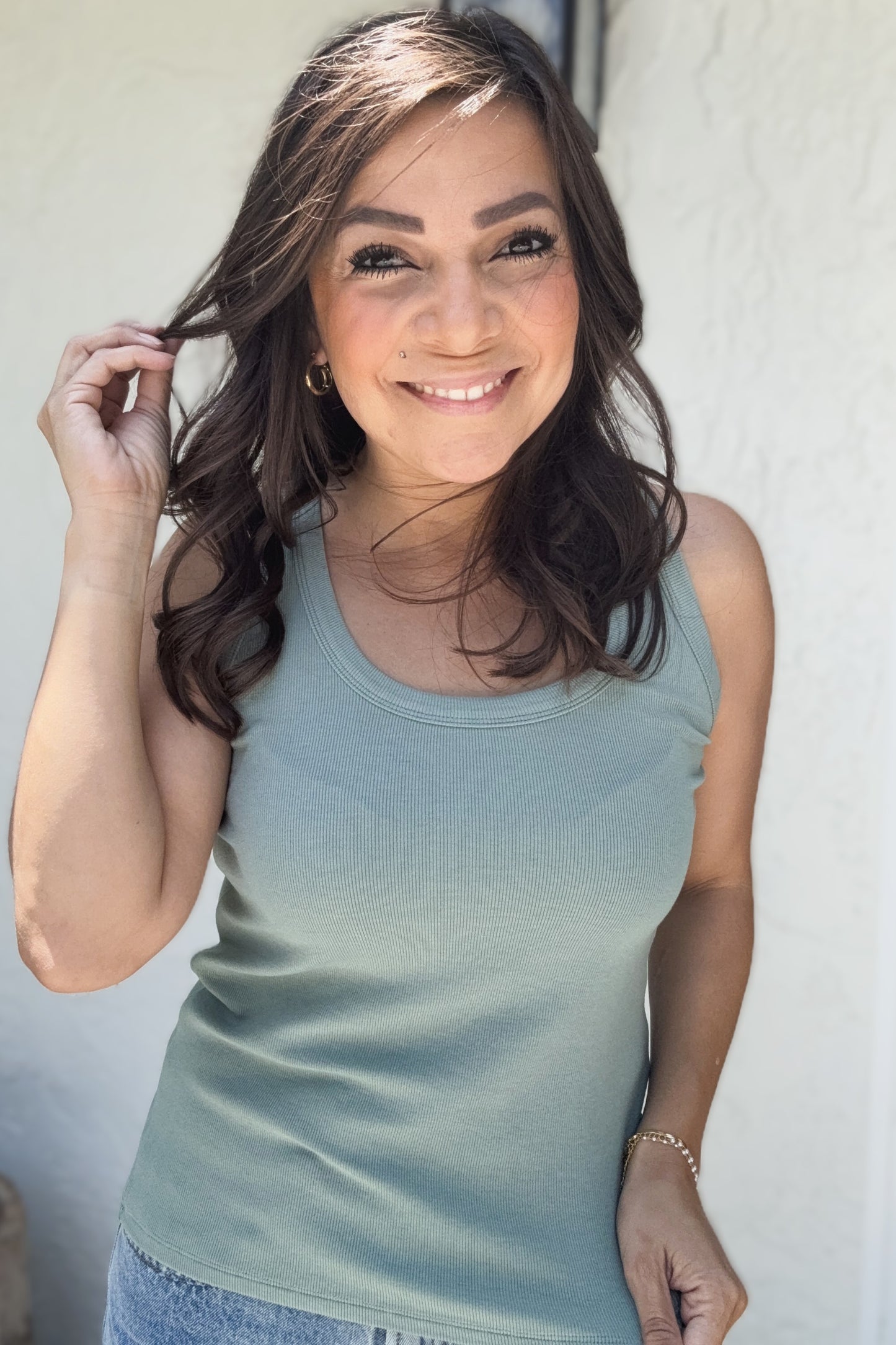 Annalise Basic Scoop Neck Ribbed Knit Tank