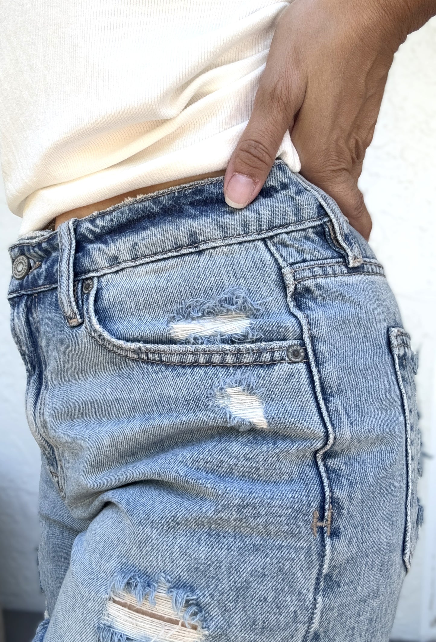 Tatum Distressed High Rise Short