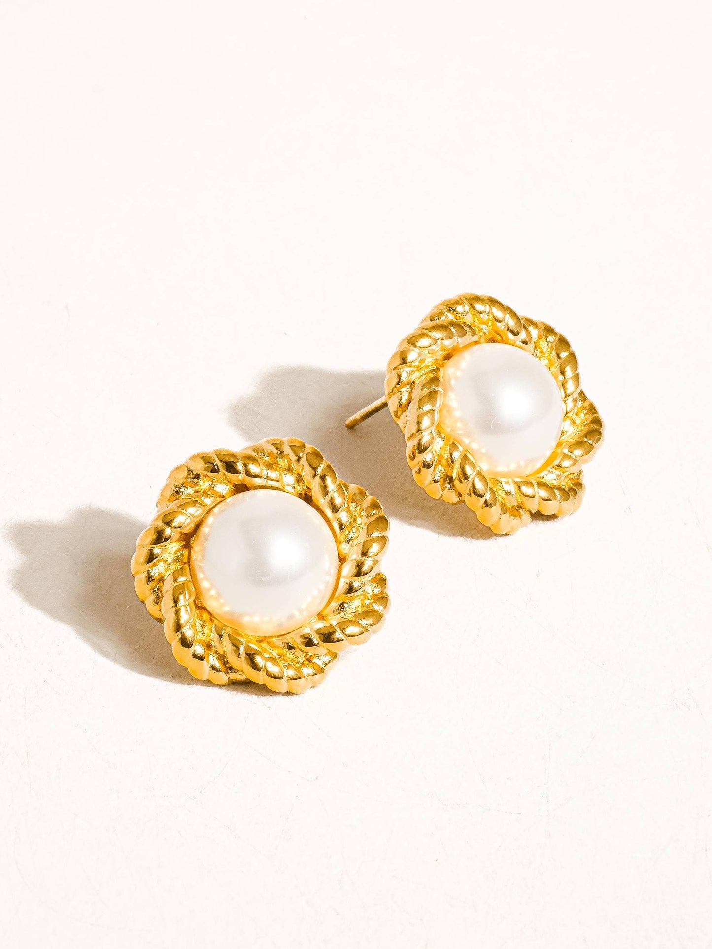 On My Mind Non-Tarnish Pearl Floral Stud