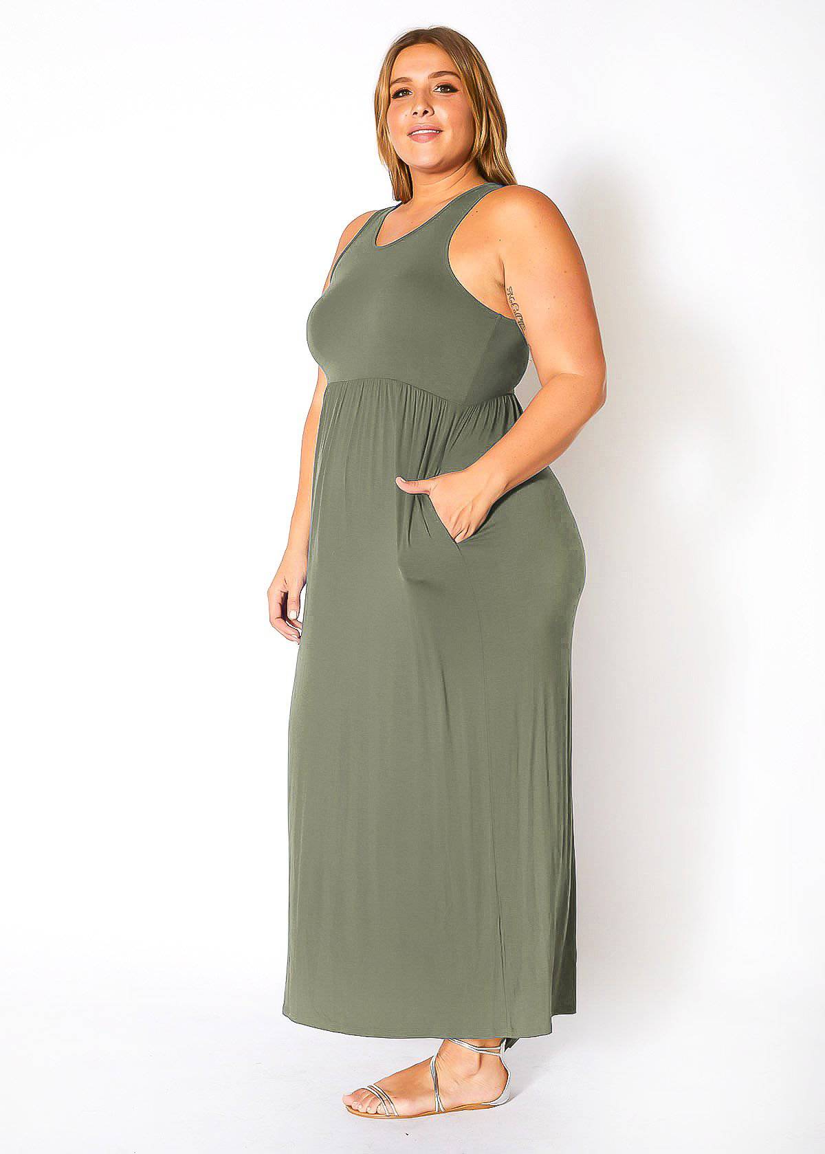 Sydney Sleeveless Pleated Maxi Dress - Plus