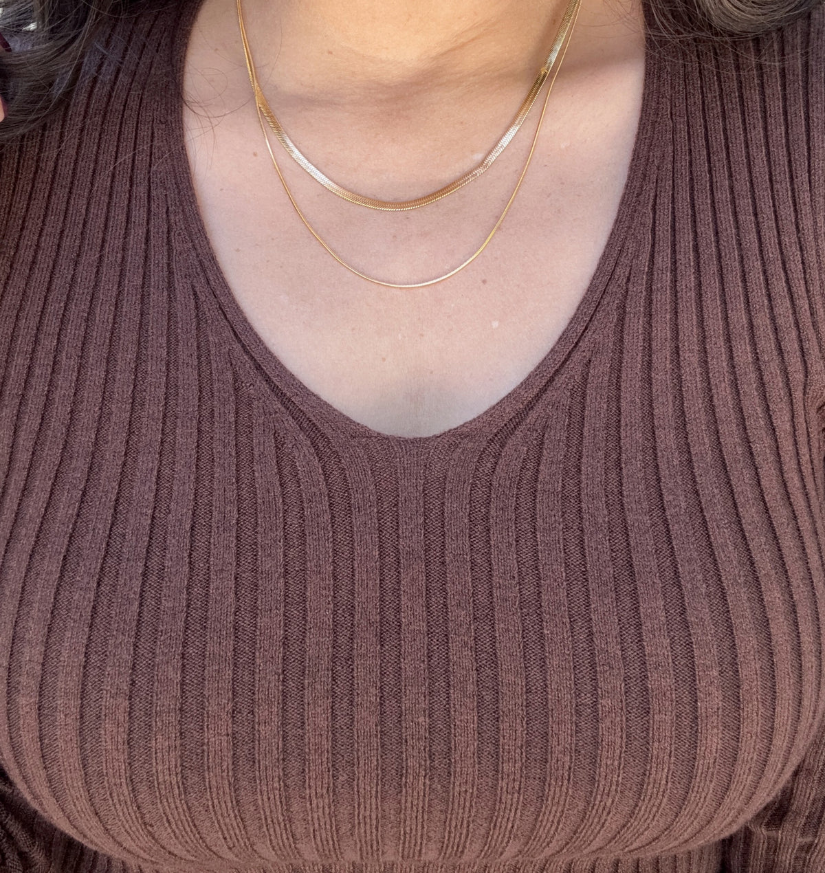 Margot V-Neck Fitted Light Sweater