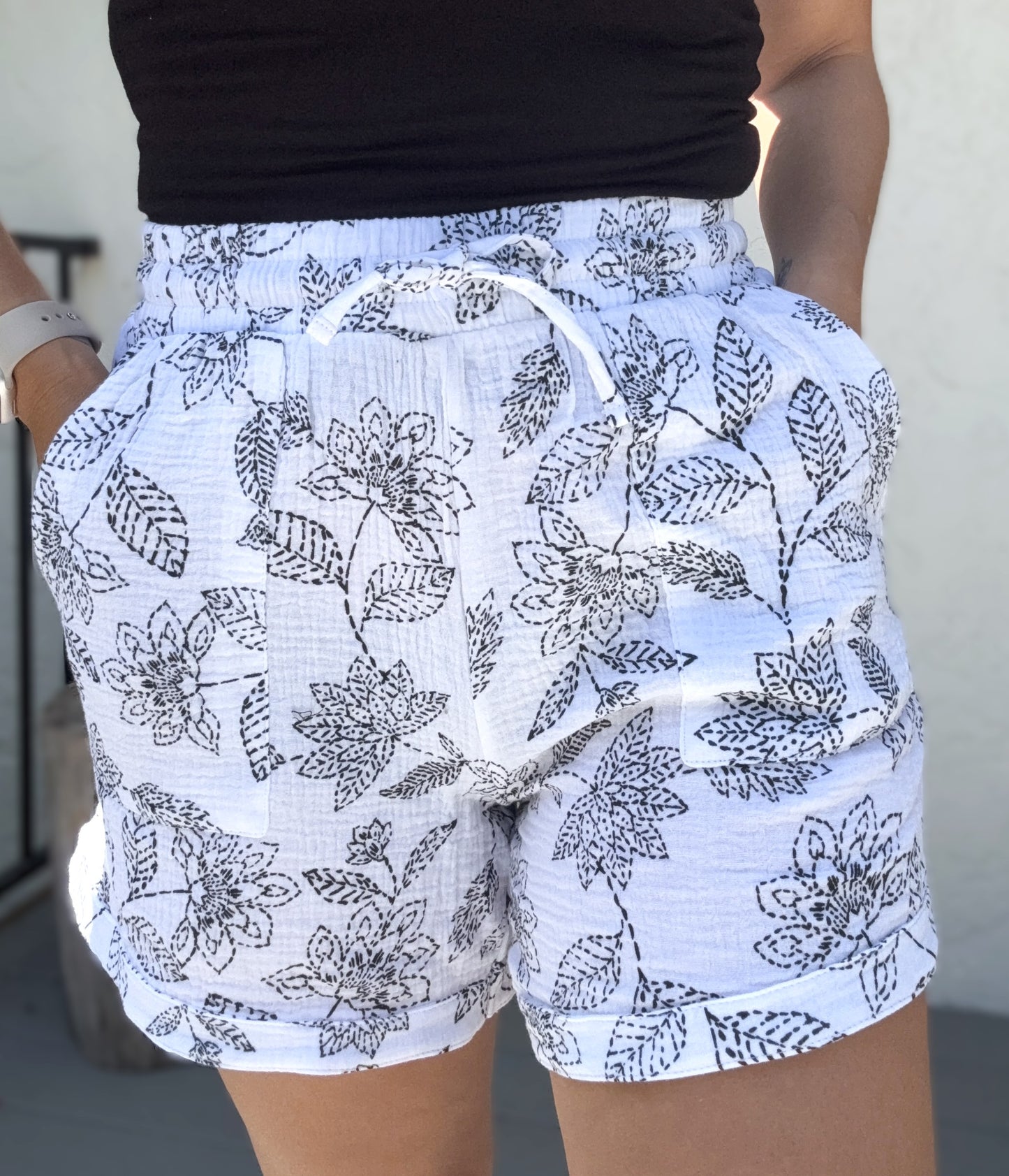 Stella Double Gauze Drawstring Banded Hem Shorts